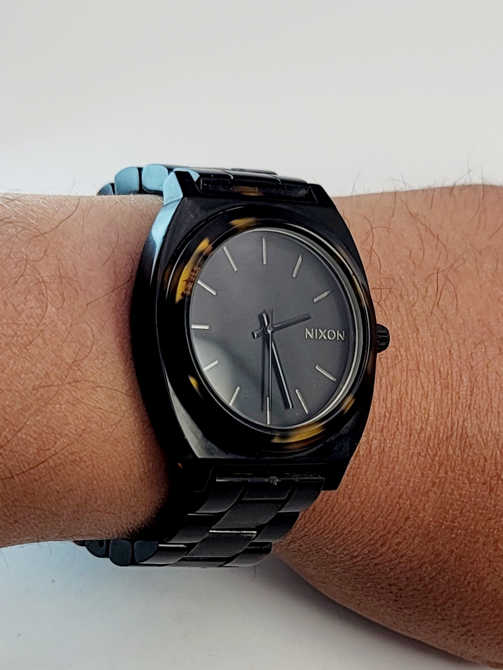 Nixon Black Watch with Tortoiseshell Bezel Accents - Picture 4 of 7